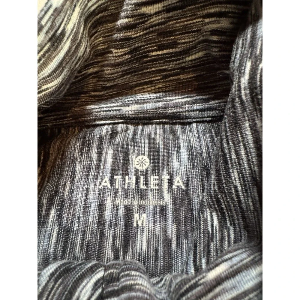 Athleta Top Womens Medium Grey Purple 1/4 Zip Long Sleeve Running Yoga Casual - Picture 2 of 10